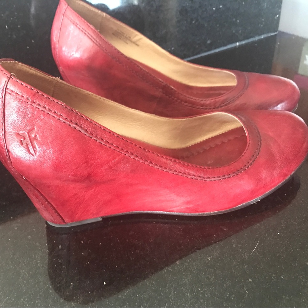 Frye: Red Carson Leather Wedge Pump